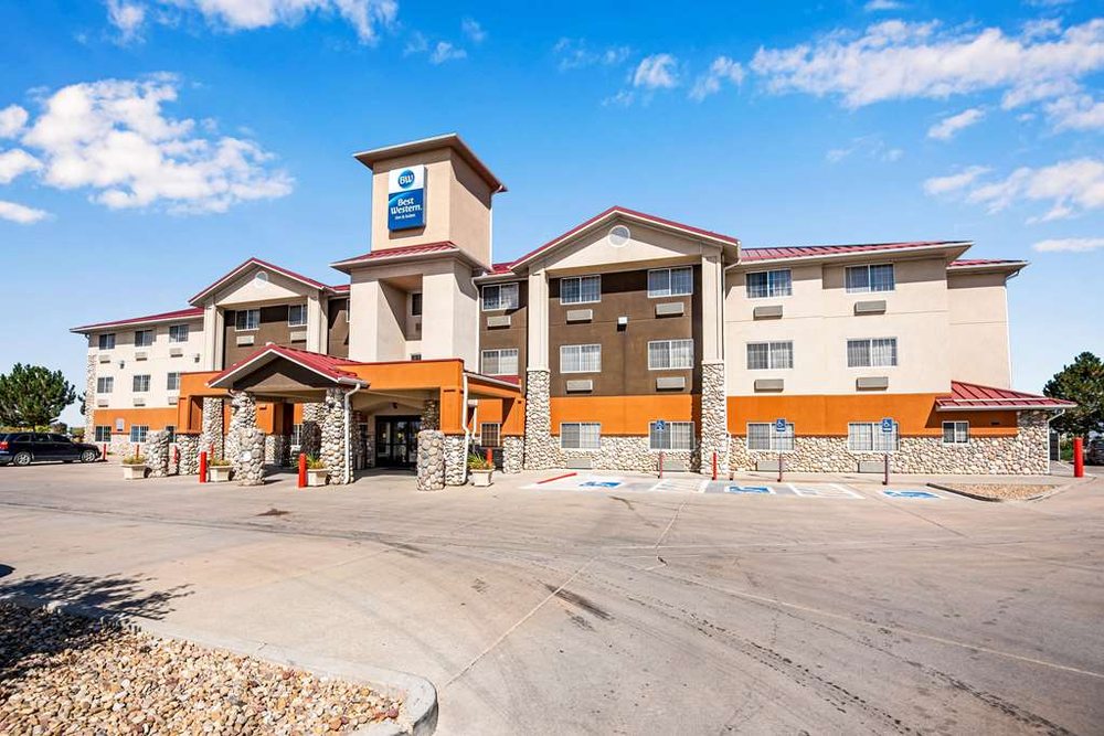 BEST WESTERN FIRESTONE INN & SUITES - Updated July 2026 - 100 Photos