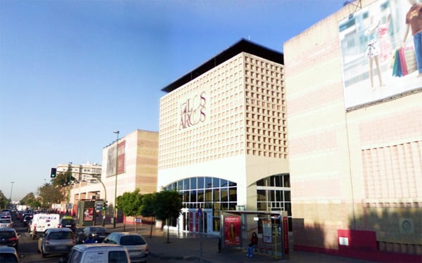 Centro Comercial Los Arcos by null