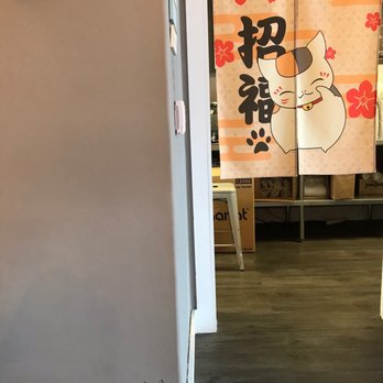 MewTea Cafe - a cat on the floor - Bubble Tea Near Me - Garden Grove, California MewTea Cafe - a cat on the floor - Bubble Tea Near Me - Garden Grove, California