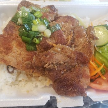 Pho Time Authentic Vietnamese Eatery - Lemongrass pork chop on rice - Vietnamese Near Me - Markham, Ontario
