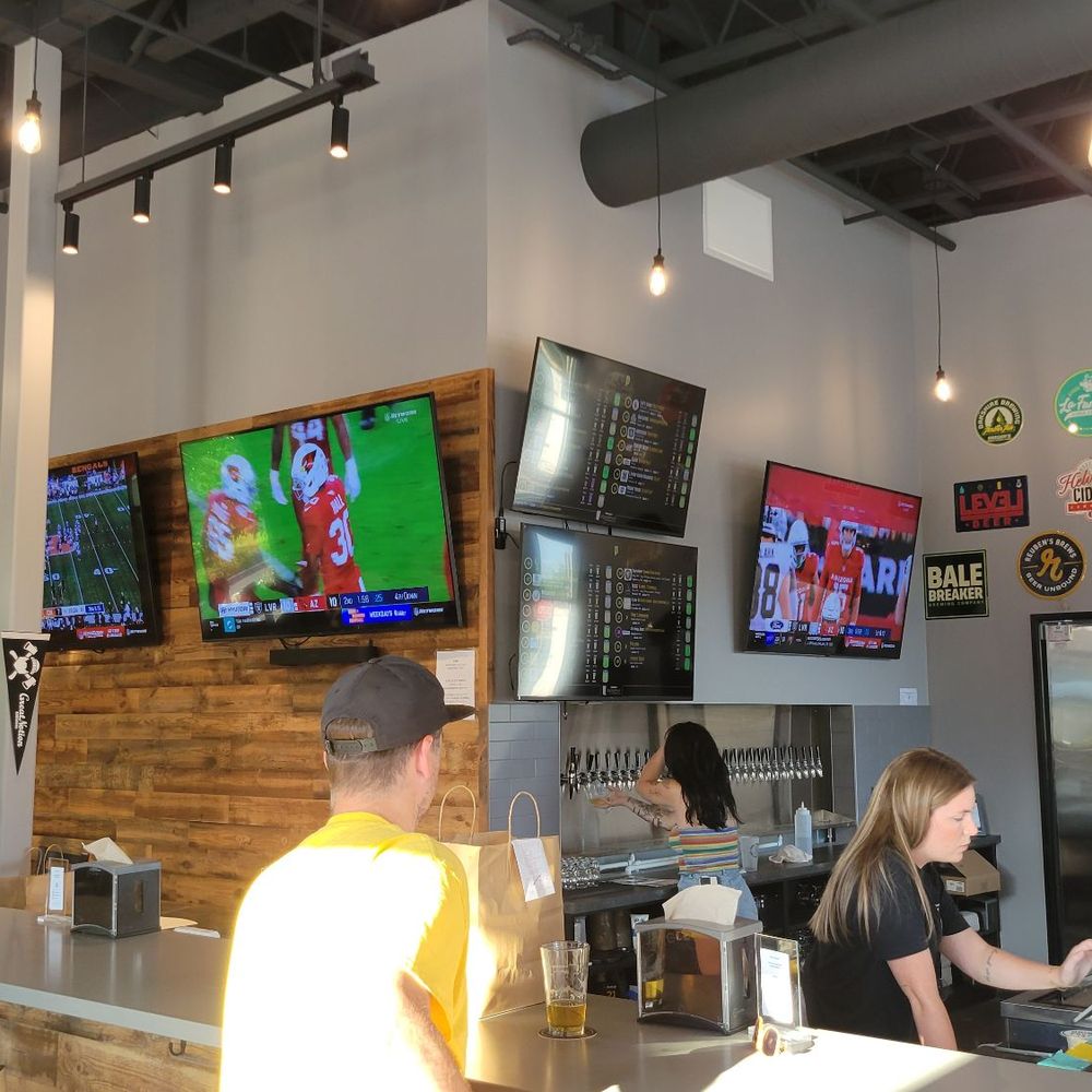 Prime Tap House - Interior - Chicken Wings Near Me - Sherwood, Oregon Prime Tap House - Interior - Chicken Wings Near Me - Sherwood, Oregon