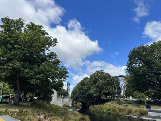 Bridge of Remembrance by null