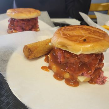 Pete's Roast Beef - junior beef 3 way and a pizza roll - Pizza Near Me - Woburn, Massachusetts