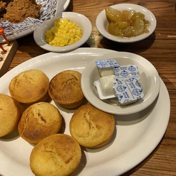 Cracker Barrel Old Country Store - Breakfast & Brunch Near Me - Tampa, Florida Cracker Barrel Old Country Store - Breakfast & Brunch Near Me - Tampa, Florida