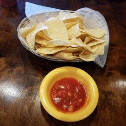 Salsa and chips