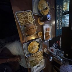 Elsie Lane Wing House - Baked Mac The Bob Kelly Mozzarella Triangles Wrap