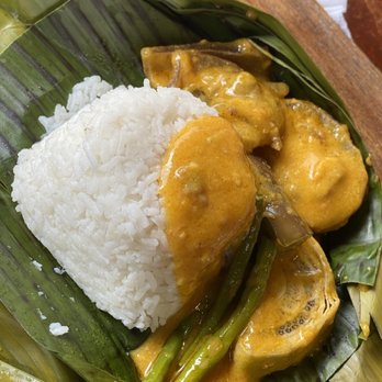 RSM Lutong Bahay - Rice and Kare-Kare - Filipino Near Me - Tagaytay, CAV