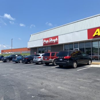Pep Boys - Outside front of building - Auto Repair Near Me - Knoxville, Tennessee Pep Boys - Outside front of building - Auto Repair Near Me - Knoxville, Tennessee