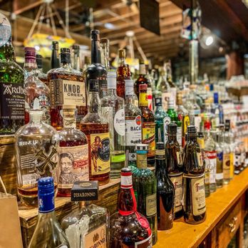 Mud Street Cafe - Great Alcohol Selection - Cafes Near Me - Eureka Springs, Arkansas