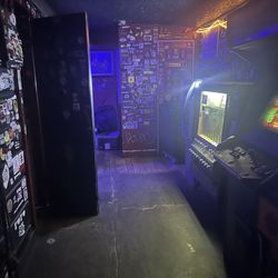 Doll Hut