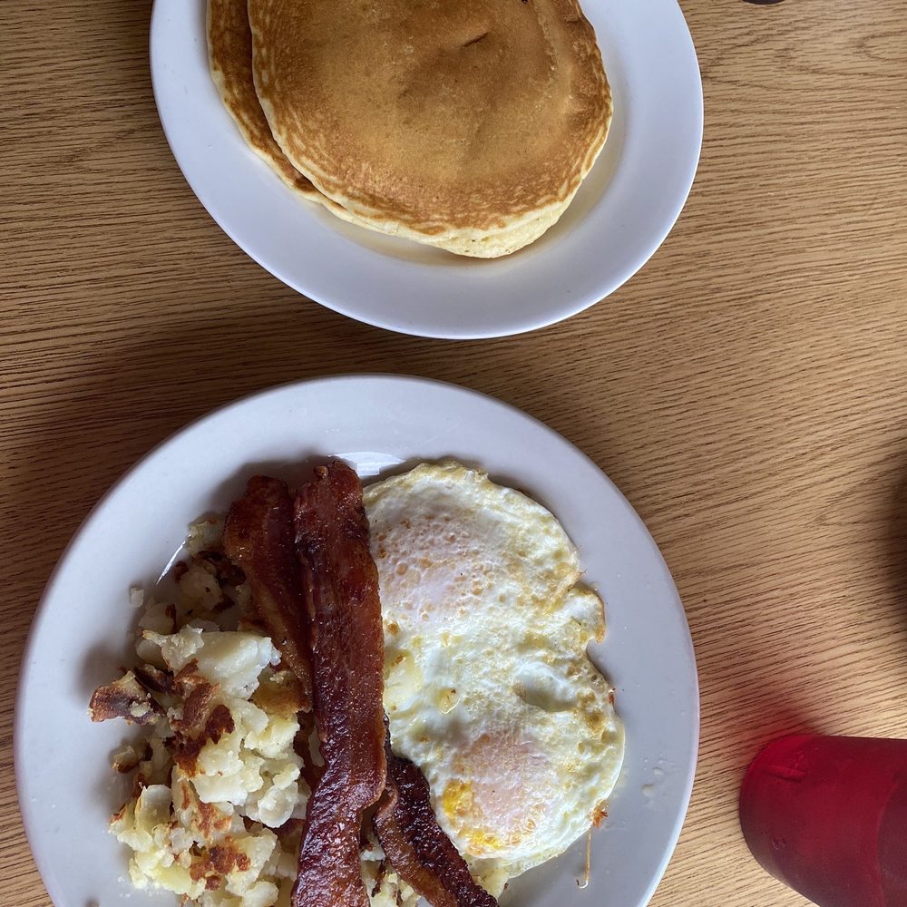 I-480 - pancakes, bacon, eggs and potatoes I-480 - pancakes, bacon, eggs and potatoes