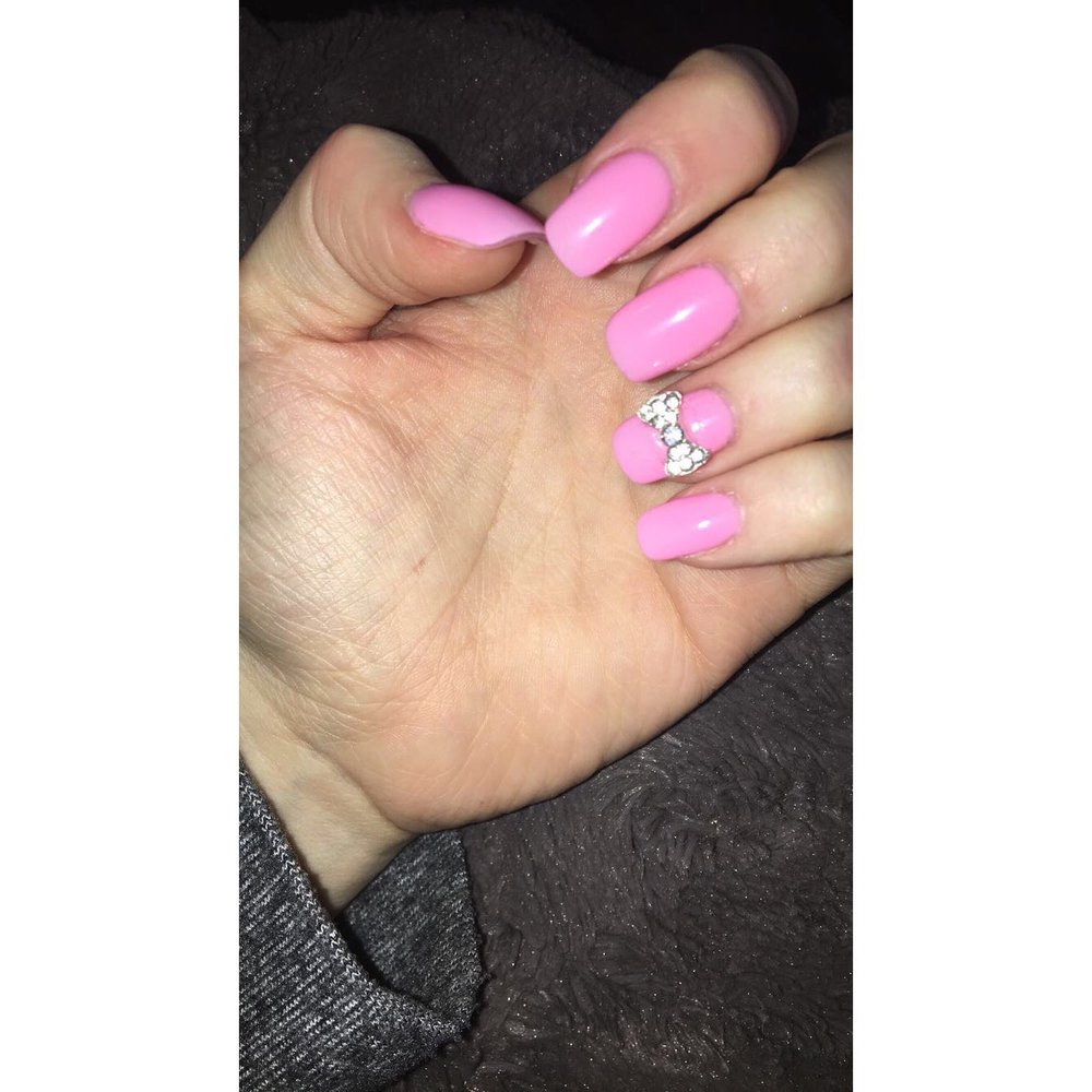 SUNSET NAILS & SPA Updated July 2024 11 Photos 222 Baseline Road, Sherwood Park, Alberta