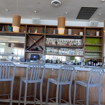 The Daily Kitchen & Bar - bar seating - New American Near Me - Henrico, Virginia