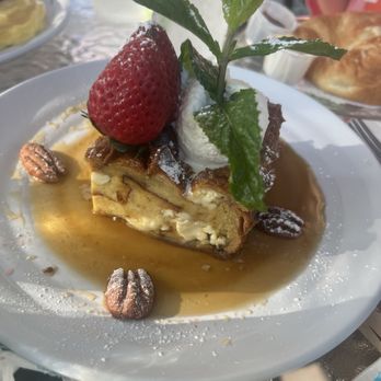 Wildflower Cafe - Mile High Baked French Toast Brunch - Breakfast & Brunch Near Me - Clearwater, Florida
