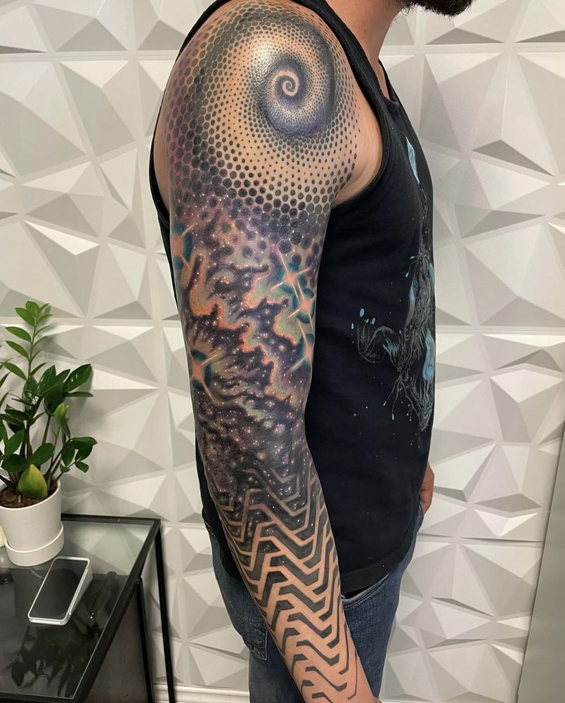 Art Realm Tattoo Logo