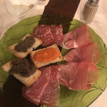Relais Villa Belpoggio - Complimentary meats and spreads at dinner - Hotels Near Me - Loro Ciuffenna, Arkansas