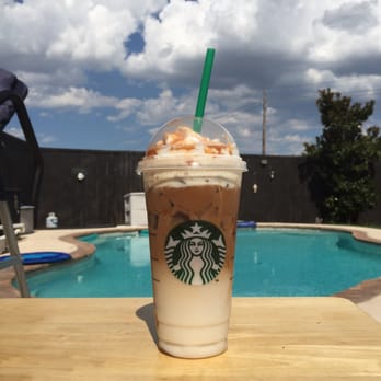 Starbucks - Venti Iced Caramel Macchiato - Coffee & Tea Near Me - Carrollton, Texas