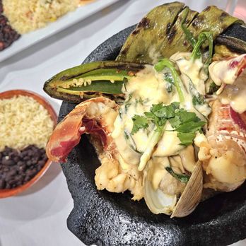 Cebollines - Mexican Near Me - Lindenhurst, New York