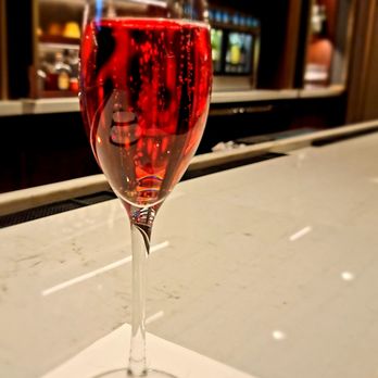 Santé - Rose Bubbles - Mediterranean Near Me - Arlington, Virginia Santé - Rose Bubbles - Mediterranean Near Me - Arlington, Virginia