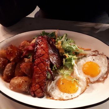 Queens Breakfast Cocktails - Cocktail Bars Near Me - Calgary, Alberta