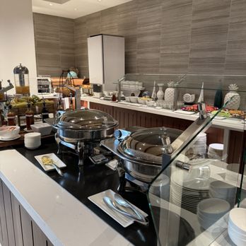 Longboard Club - Longboard Club - breakfast setup - Breakfast & Brunch Near Me - Honolulu, Hawaii