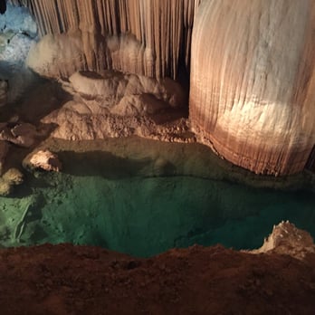 Blanchard Springs Caverns - 58 degrees. - Parks Near Me - Fifty-Six, Arkansas