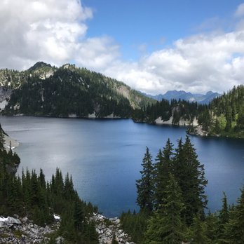 Snow Lake - Hiking Near Me - North Bend, Washington