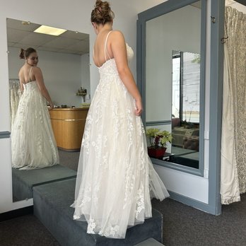 Kimly Alterations And Dressmaking - Sewing & Alterations Near Me - Woodbridge, Virginia Kimly Alterations And Dressmaking - Sewing & Alterations Near Me - Woodbridge, Virginia