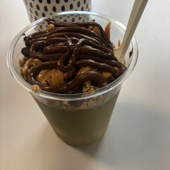 SurfBerry - PB Stoke add spinach - Ice Cream & Frozen Yogurt Near Me - Wrightsville Beach, North Carolina