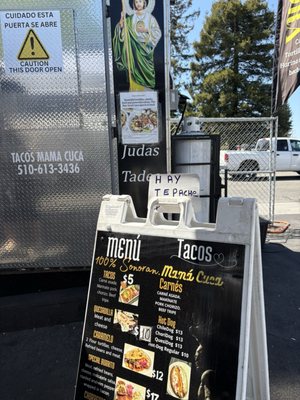 Tacos Mama Cuca by null