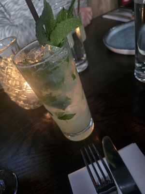 Coastal Kitchen & Daiquiri Bar by null