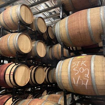 District Winery - Wineries Near Me - Washington, DC, District of Columbia