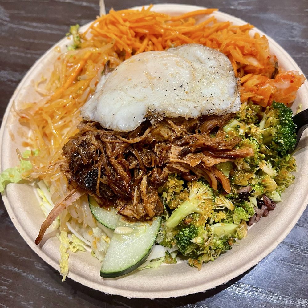 CoreLife Eatery - Salad Near Me - Allentown, Pennsylvania