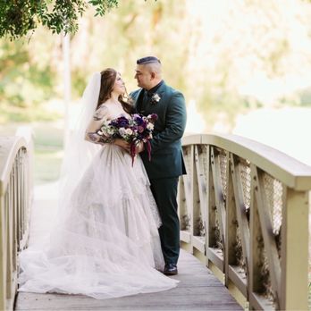 Mon Amie Bridal Salon - Bridal Near Me - Costa Mesa, California Mon Amie Bridal Salon - Bridal Near Me - Costa Mesa, California