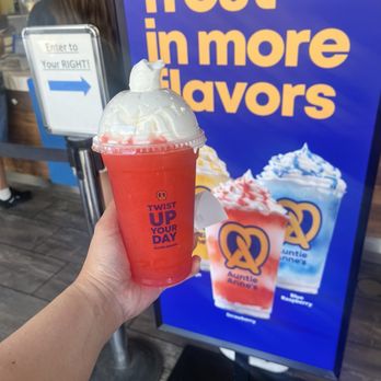 Auntie Anne's - Does this frost look like what is in the ad? - Pretzels Near Me - Las Vegas, Nevada Auntie Anne's - Does this frost look like what is in the ad? - Pretzels Near Me - Las Vegas, Nevada