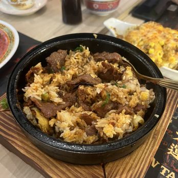 Han Tai Wan - beef stone pot - Hong Kong Style Cafe Near Me - Toronto, Ontario