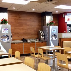 Wendy's - Dining area and drink station
