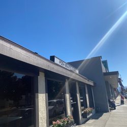 Posh Beauty Lounge front entrance