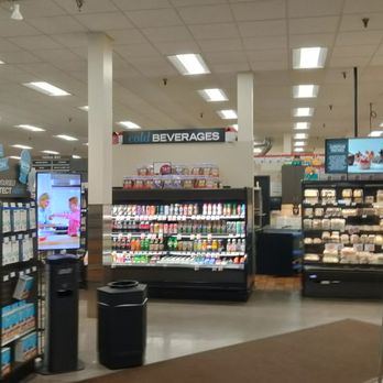 Lunds & Byerlys - Grocery Near Me - Wayzata, Minnesota Lunds & Byerlys - Grocery Near Me - Wayzata, Minnesota