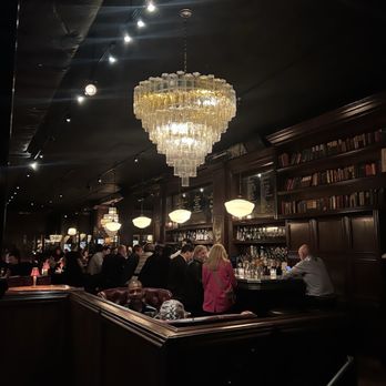 Bavette's Bar & Boeuf - Inside Bar Area - Steakhouses Near Me - Chicago, Illinois