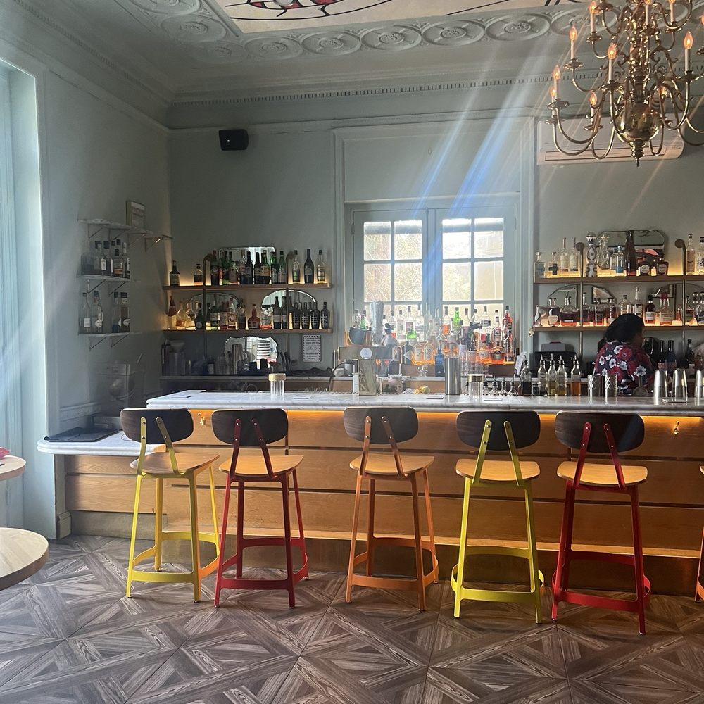 Goosefeather - Beautiful bar - Cantonese Near Me - Tarrytown, New York Goosefeather - Beautiful bar - Cantonese Near Me - Tarrytown, New York