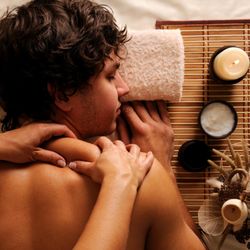 Unique Massage & Spa
