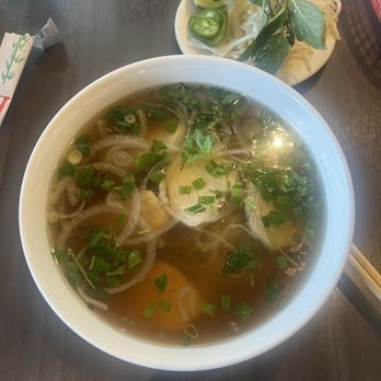 Saigon District - 21. Sliced Chicken Breast Pho - Vietnamese Near Me - Huntington Beach, California Saigon District - 21. Sliced Chicken Breast Pho - Vietnamese Near Me - Huntington Beach, California