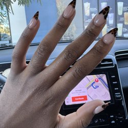 Blinails & Spa - Cheetah print