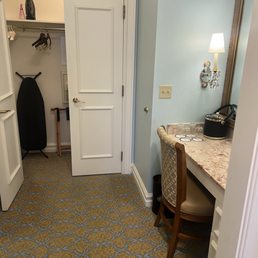 Vanity area Vanity area