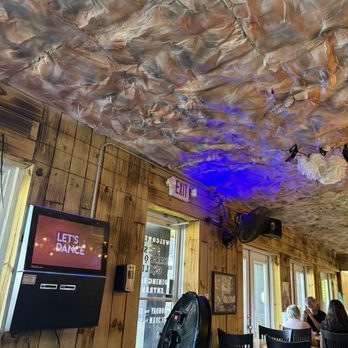 Joe's Grill & Bar - Inside decor - Barbeque Near Me - Dania Beach, Florida Joe's Grill & Bar - Inside decor - Barbeque Near Me - Dania Beach, Florida