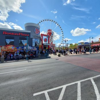 Clifton Hill Niagara Falls - Amusement Parks Near Me - Niagara Falls, Ontario Clifton Hill Niagara Falls - Amusement Parks Near Me - Niagara Falls, Ontario