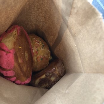 El Paisa Panaderia - Bakeries Near Me - Aurora, Colorado