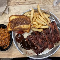 Sonny's BBQ - Ribs