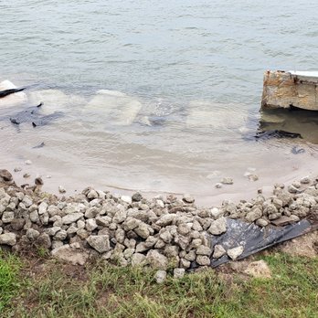 Allied Marine Contractors - Seawall breach after Florence with riprap to be safe during Hurricane Dorian. - General Contractors Near Me - Hampstead, North Carolina Allied Marine Contractors - Seawall breach after Florence with riprap to be safe during Hurricane Dorian. - General Contractors Near Me - Hampstead, North Carolina